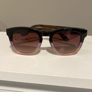 WildFox - classic fox sunglasses